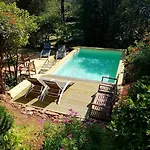 Dom wakacyjny With Swimming Pool *
